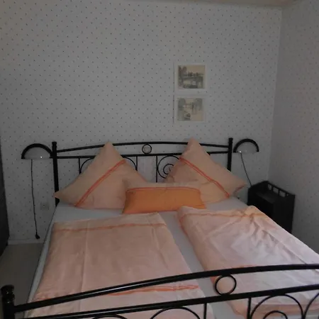 Ferienbungalow Fleesensee بيت للعطل